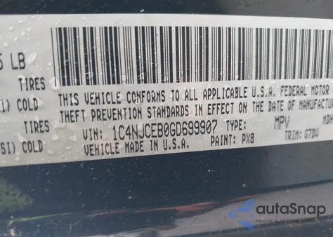 2016 Jeep Compass Latitude z USA, uszkodzony, nr VIN 1C4NJCEB0GD699907